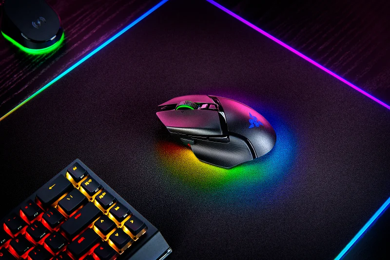 Basilisk V3 Pro Image 1