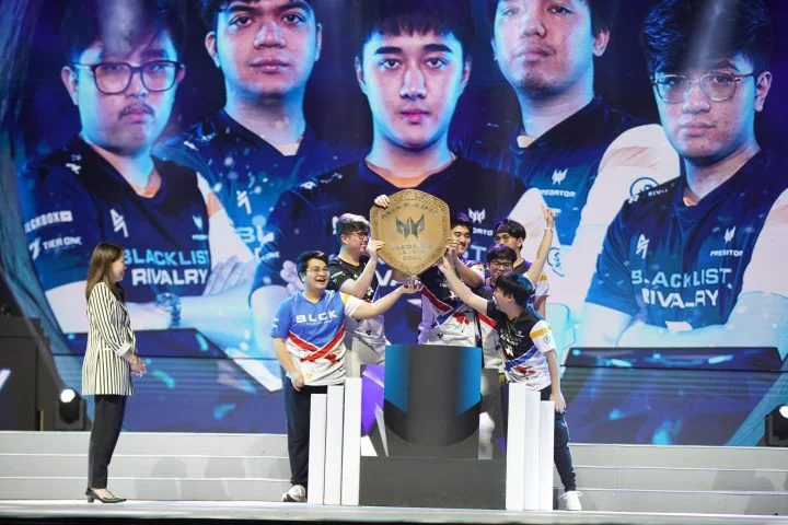 Blacklist Rivalry Dota2 Predator League Champs 2024